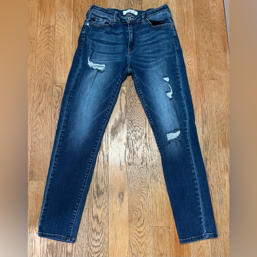 KanCan Jeans. Distressed Size:29